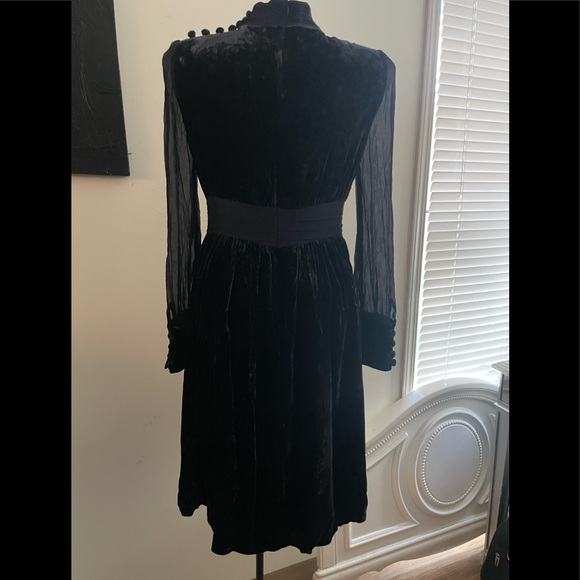 CIRCLE Navy Blue Velvet A-Line Dress - Picture 8 of 16